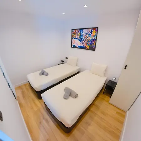 Apartment Modern Haven For Urban Explorers By Rems *