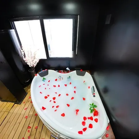 Modern Haven For Urban Explorers By Rems * Malaga