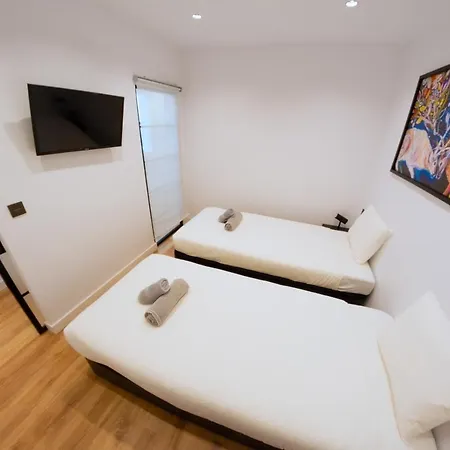 Modern Haven For Urban Explorers By Rems * Málaga